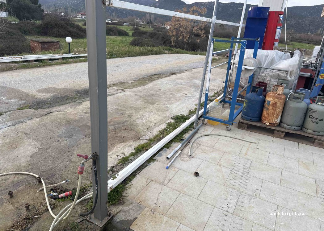 (630 72) Sikia - EO Nikitis-Sartis — foto