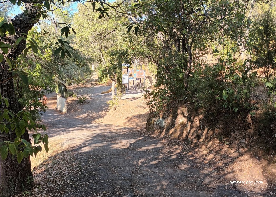 The Bois de Mont Redon — foto 2