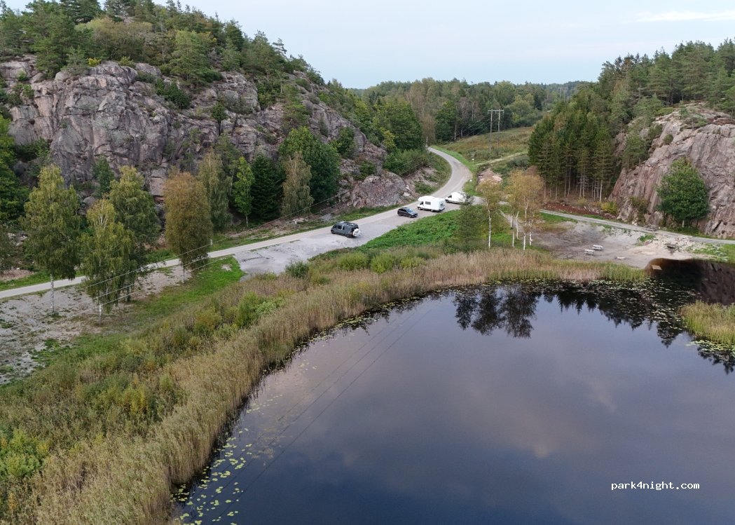 (457 42) Fjällbacka - 20 Evenröd — foto 3