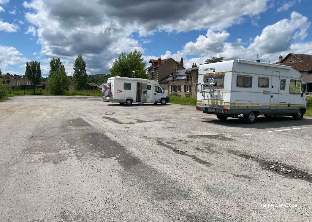 (12200) Villefranche-de-Rouergue - 39 Rue Lapeyrade — foto 3