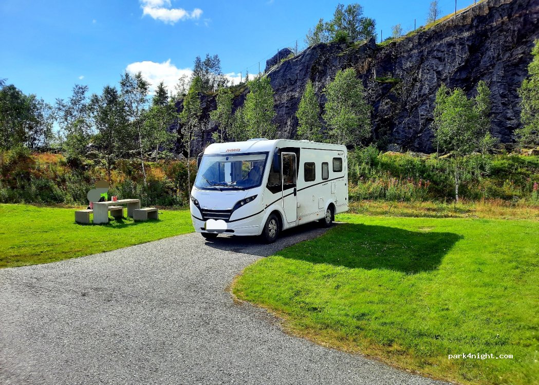 (8725) Utskarpen - 687 Flostrandveien — foto 2