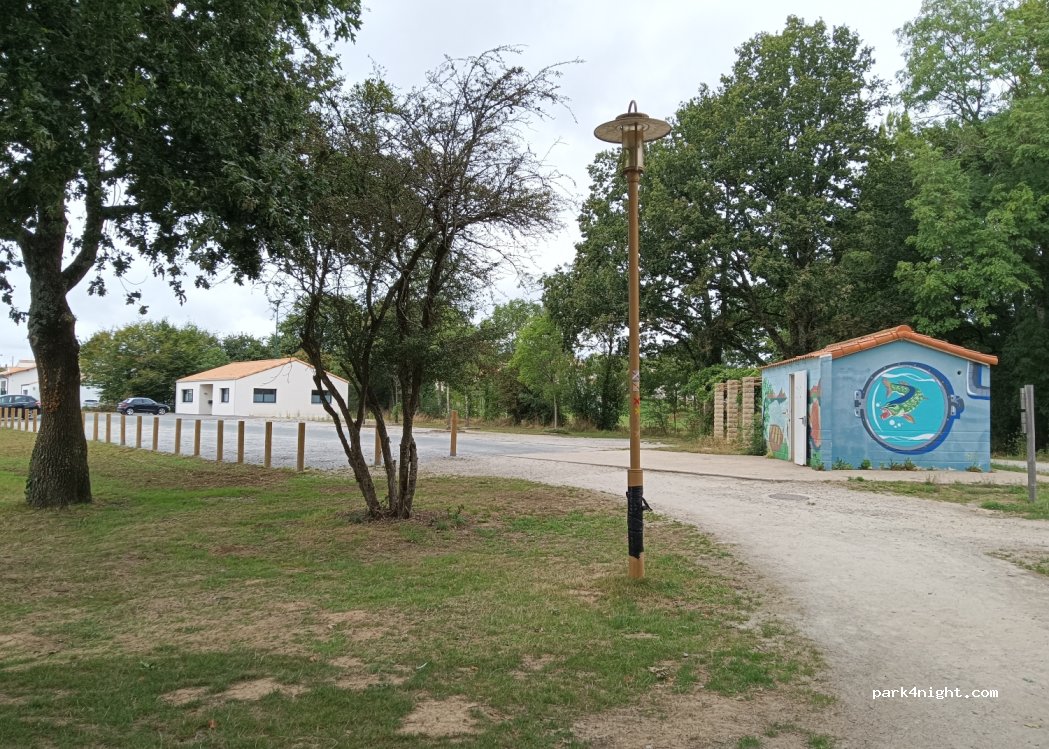 (85190) Venansault - 17 La Billardière — foto