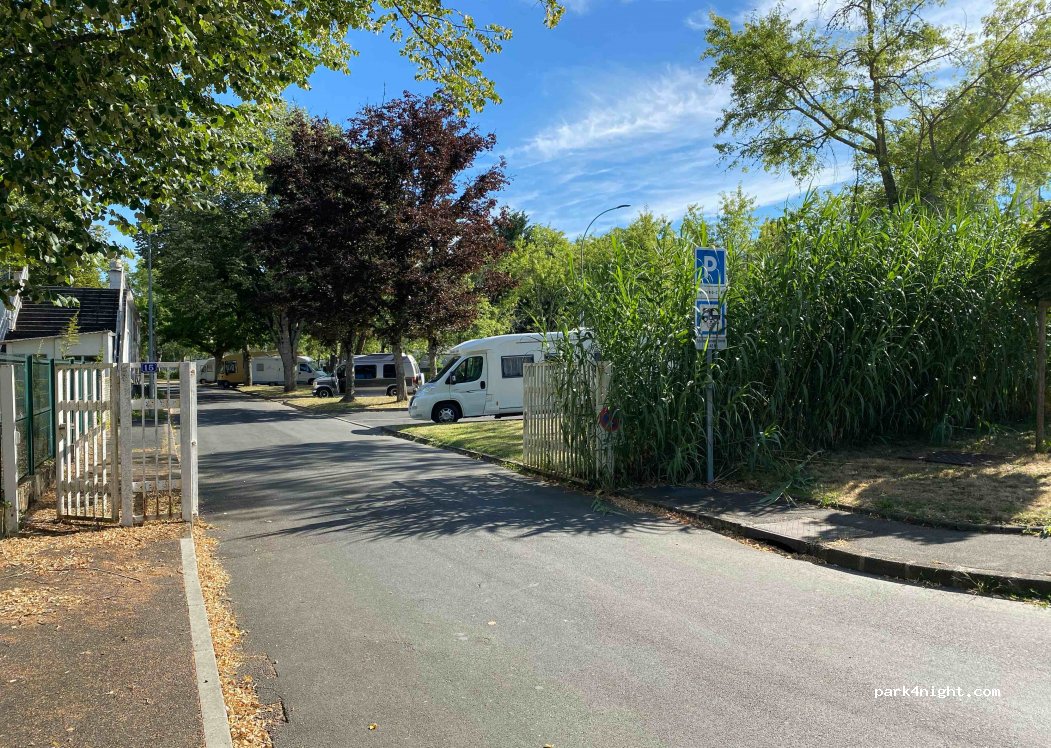 (36000) Châteauroux - 17 Avenue Daniel Bernardet — foto 2