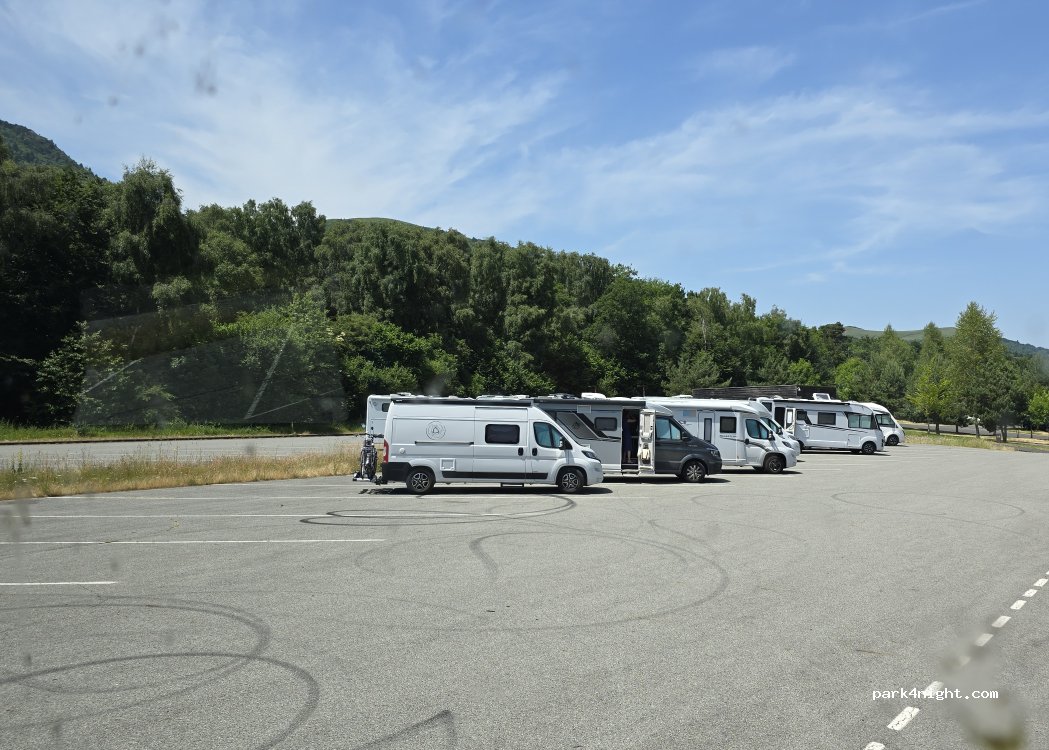 (63870) Orcines - Unnamed Road — foto 2