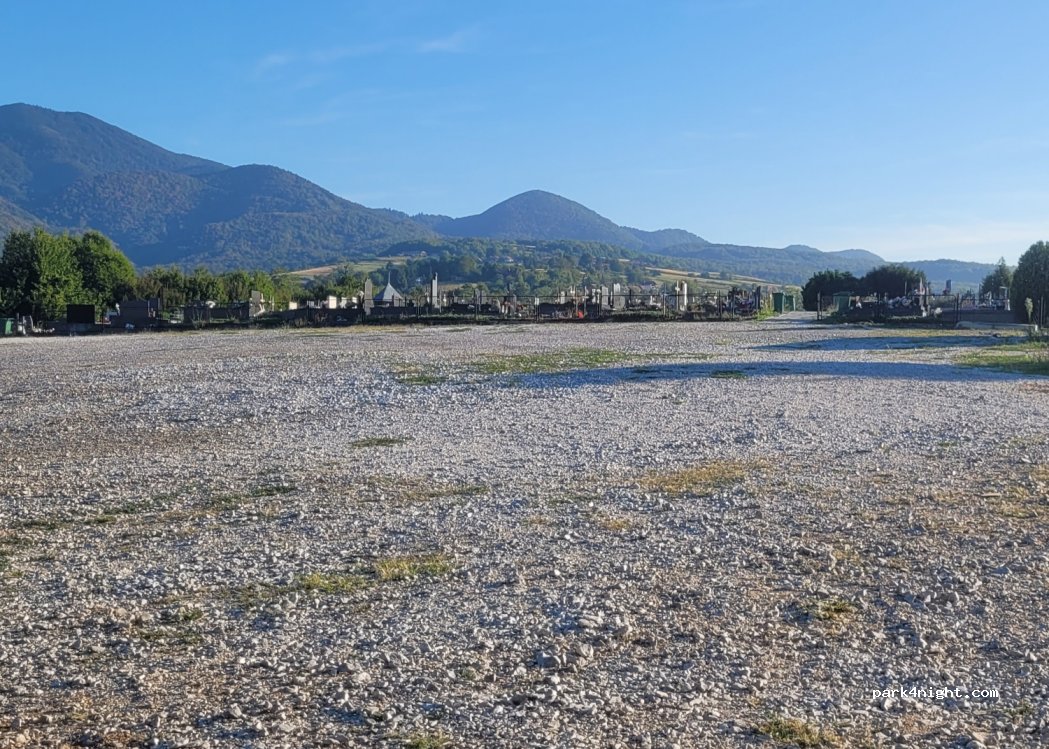 (49250) Belec - Unnamed Road — foto