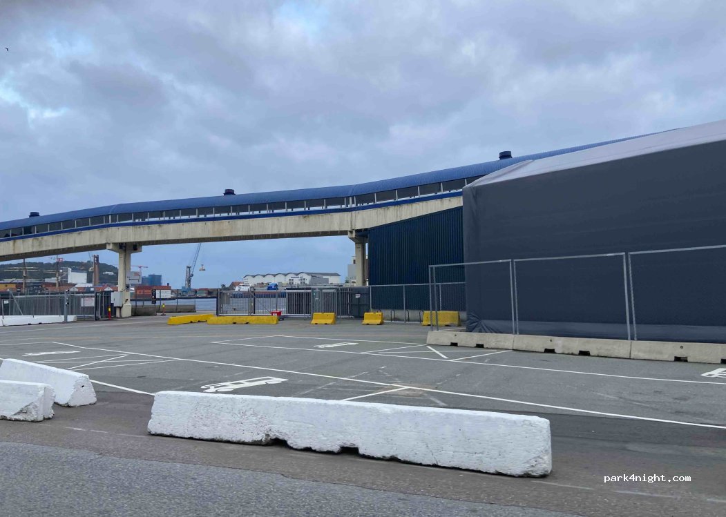 (4611) Kristiansand - 31A Vestre Strandgate — foto