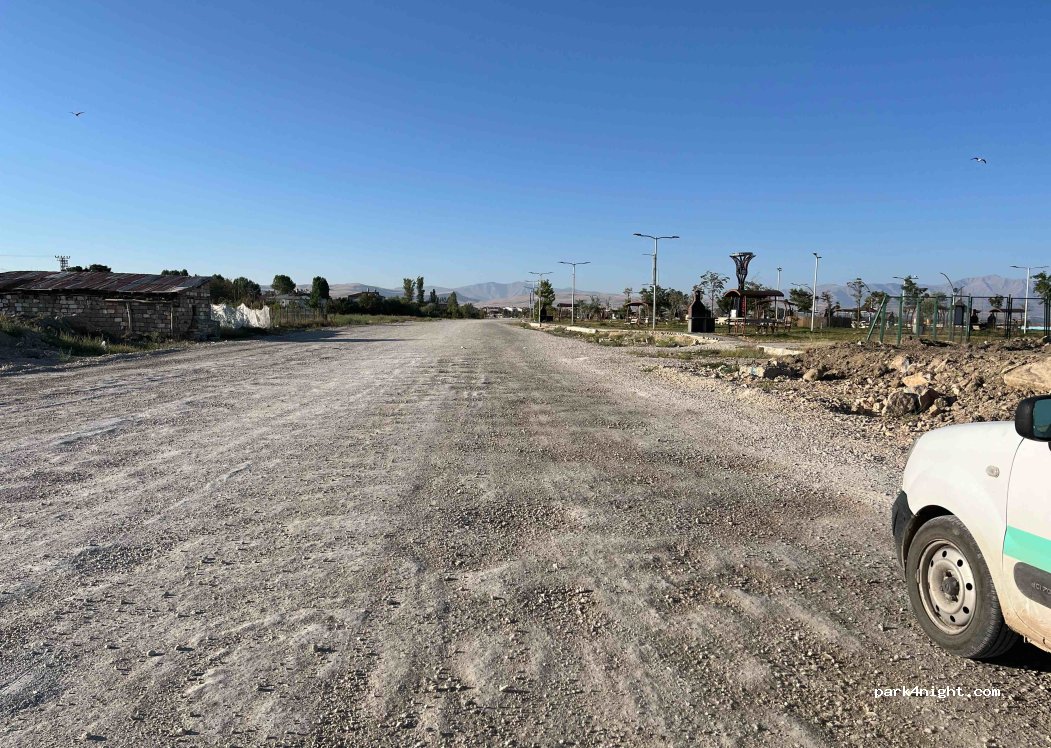 (65040) Van - 101 Şemsi Bey Caddesi — foto