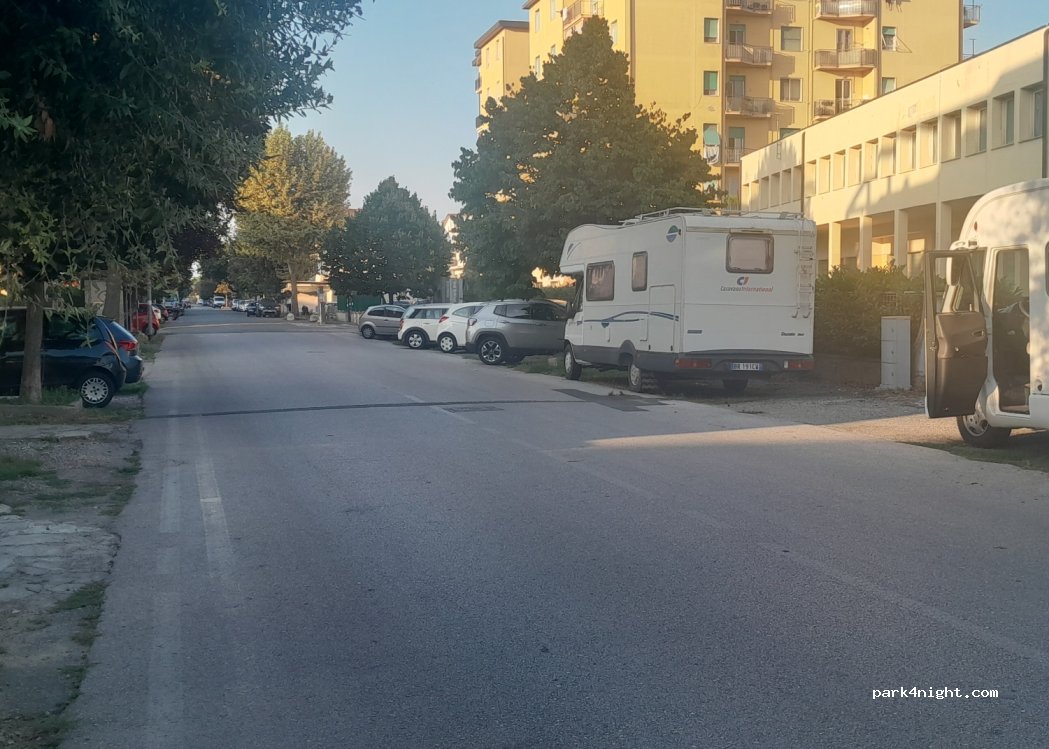 (57017) Stagno - 17A Via E. Curiel — foto 3