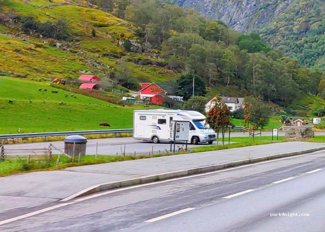 (6887) Lærdal - — foto