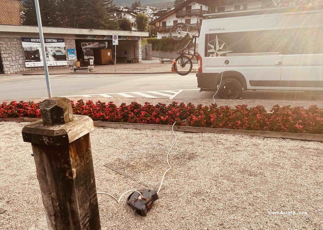 (32043) Cortina d'Ampezzo - Via Alberto Bonacossa — foto 4