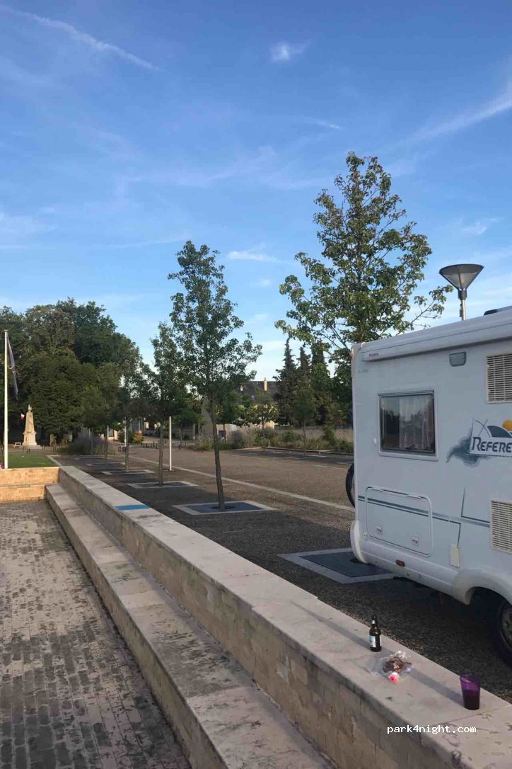 (86220) Ingrandes - 1 Rue de la Gare — foto