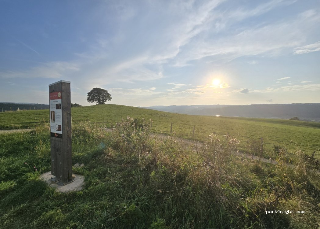 (25160) Labergement-Sainte-Marie - Unnamed Road — foto