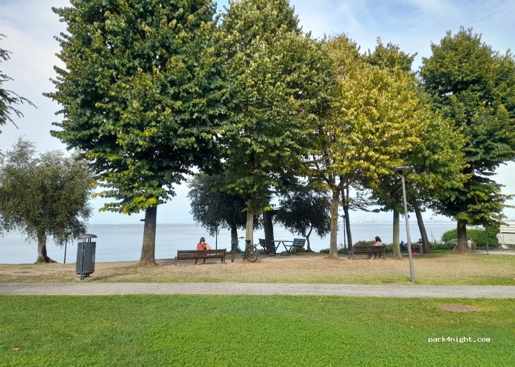 (25015) Desenzano del Garda - 20 Via Lario — foto