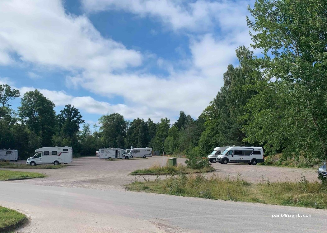 Area Sosta Camper Lacko Slott — foto 2