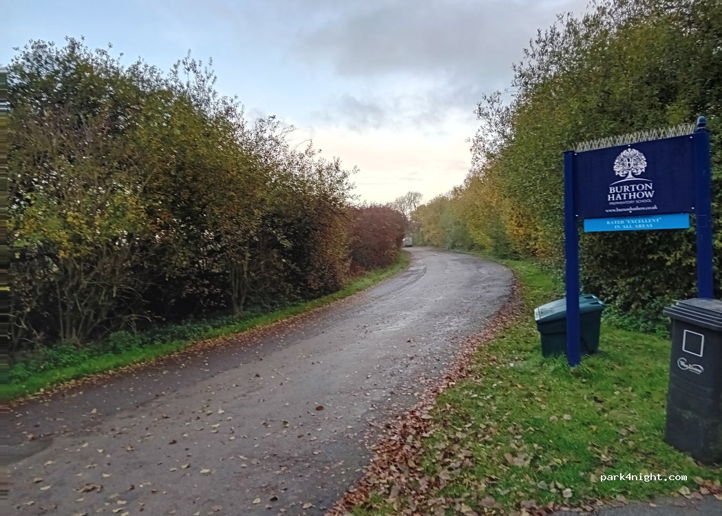 (LN1) Burton Waters - — foto 2
