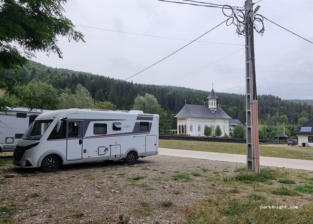 (727455) Putna - — foto