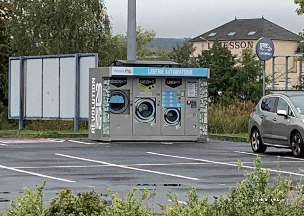(51200) Épernay - 13 Quai de Marne — foto 3