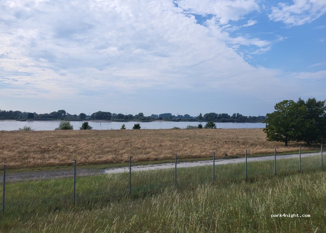 (28777) Bremen - 31 Unterm Berg — foto 2