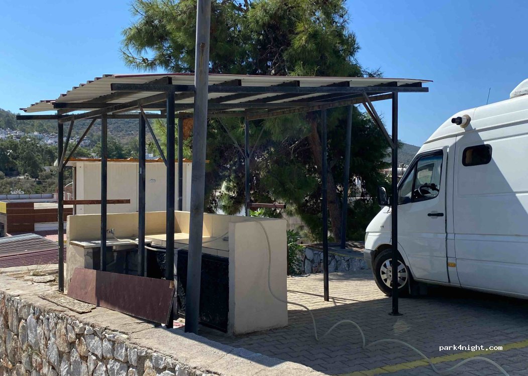 (48200) Milas - Unnamed Road — foto