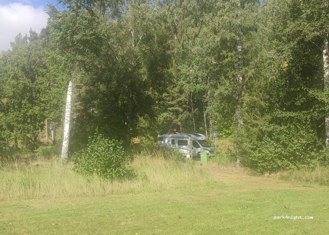 (594 75) Edsbruk - Unnamed Road — foto 3