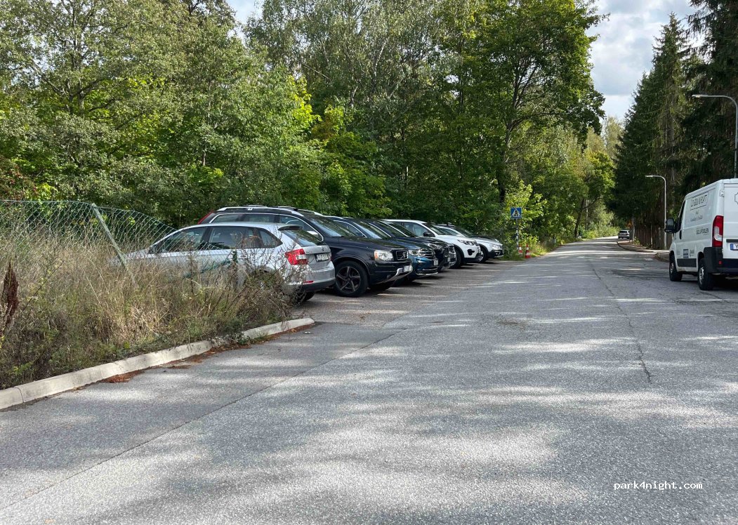 (182 66)  - 16R Danderydsvägen — foto
