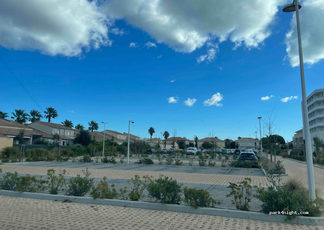 (34350) Valras-Plage - 13 Avenue des Elysées — foto