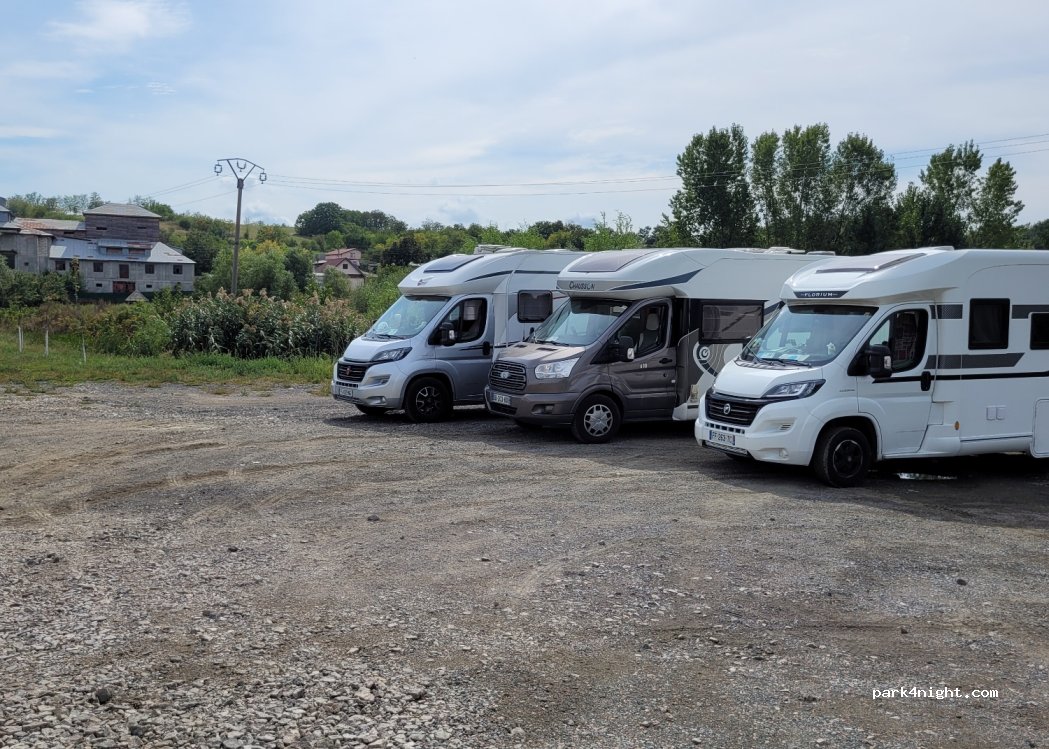 () Luncavița - 100 E87 — foto 3