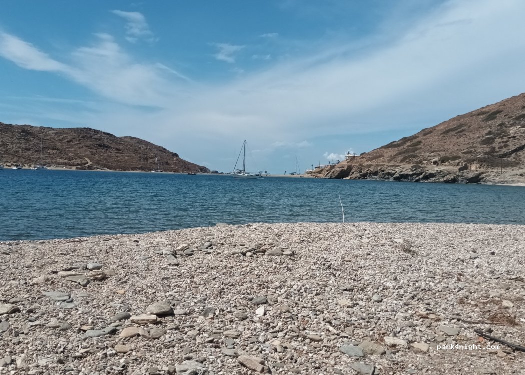 (840 06) Kithnos - Unnamed Road — foto