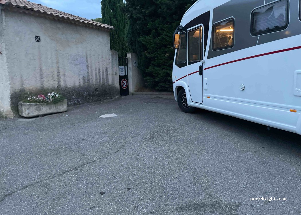(13880) Velaux - D55 — foto