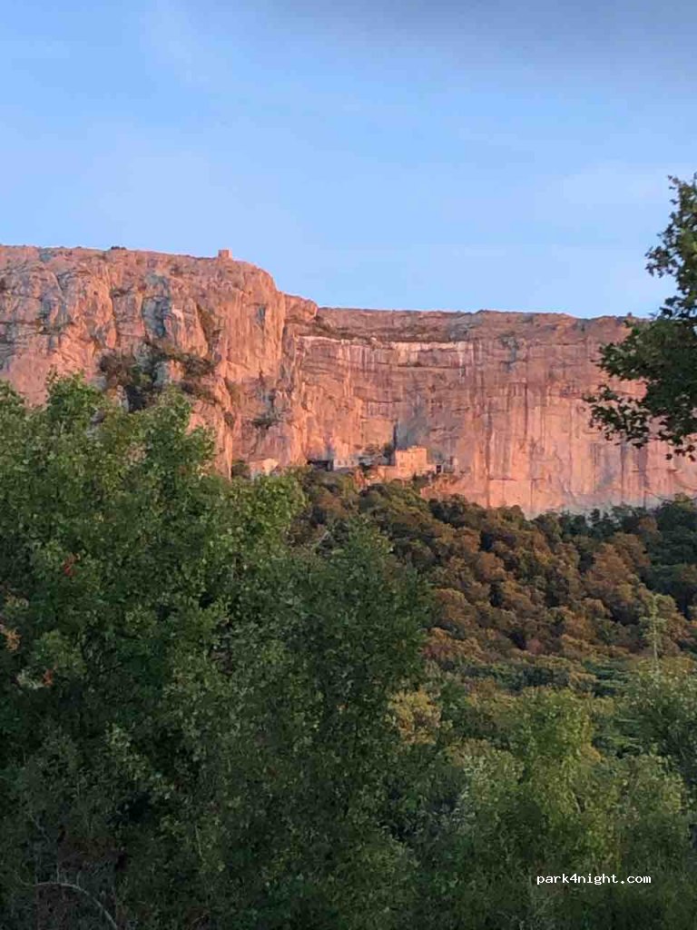(83640) Plan-d'Aups-Sainte-Baume - D80 — foto 3