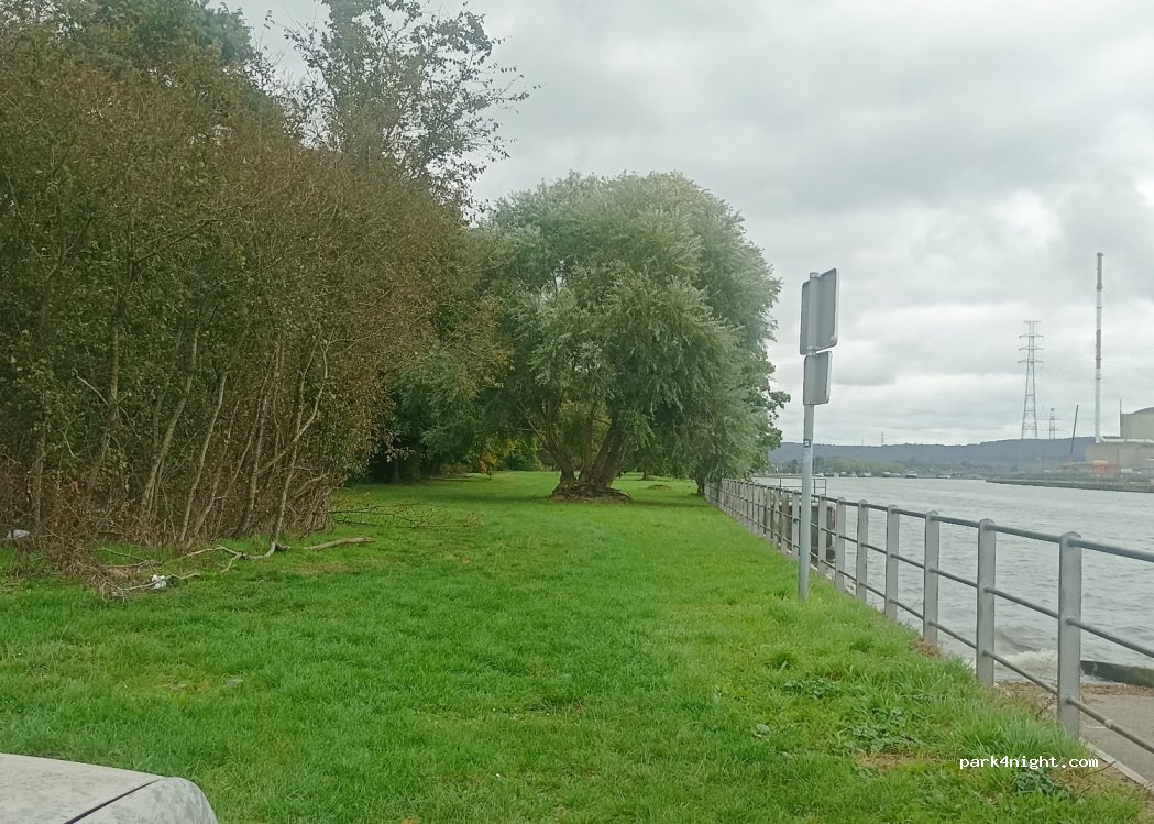 (4500) Huy - 73 Quai de Compiègne — foto