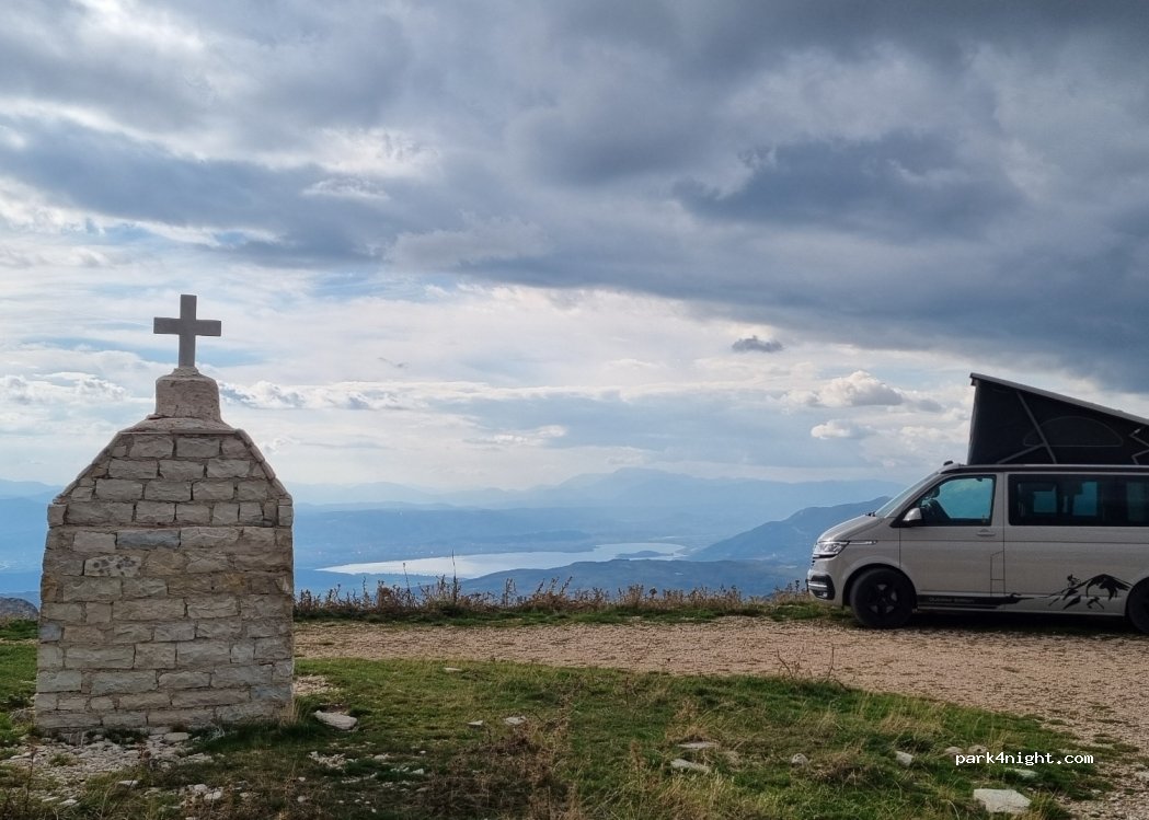 (440 01) Voria Tzoumerka - — foto