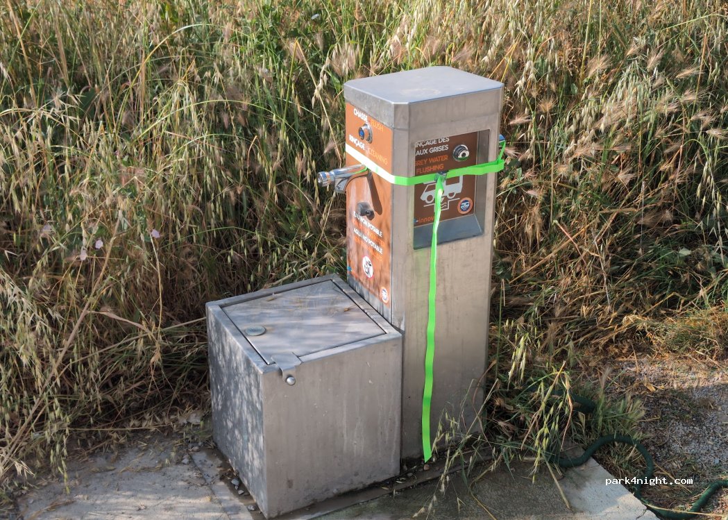 (04700) Oraison - Chemin des Buissonnades — foto 3