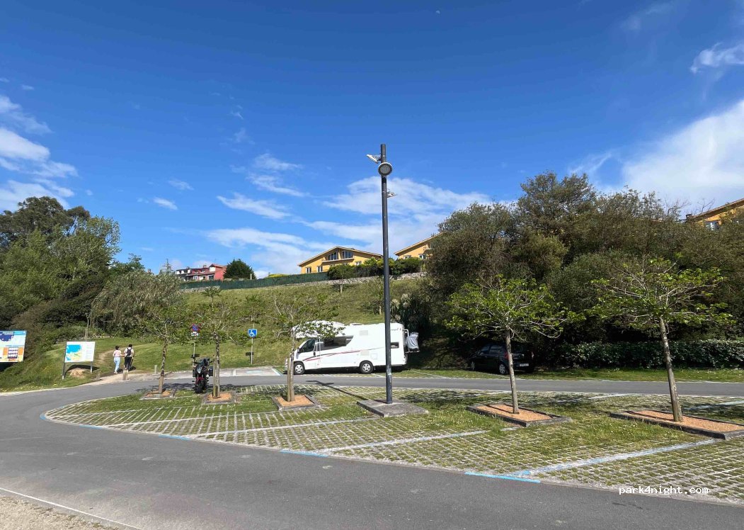 (15179) Oleiros - 2 Rua Atalaia — foto