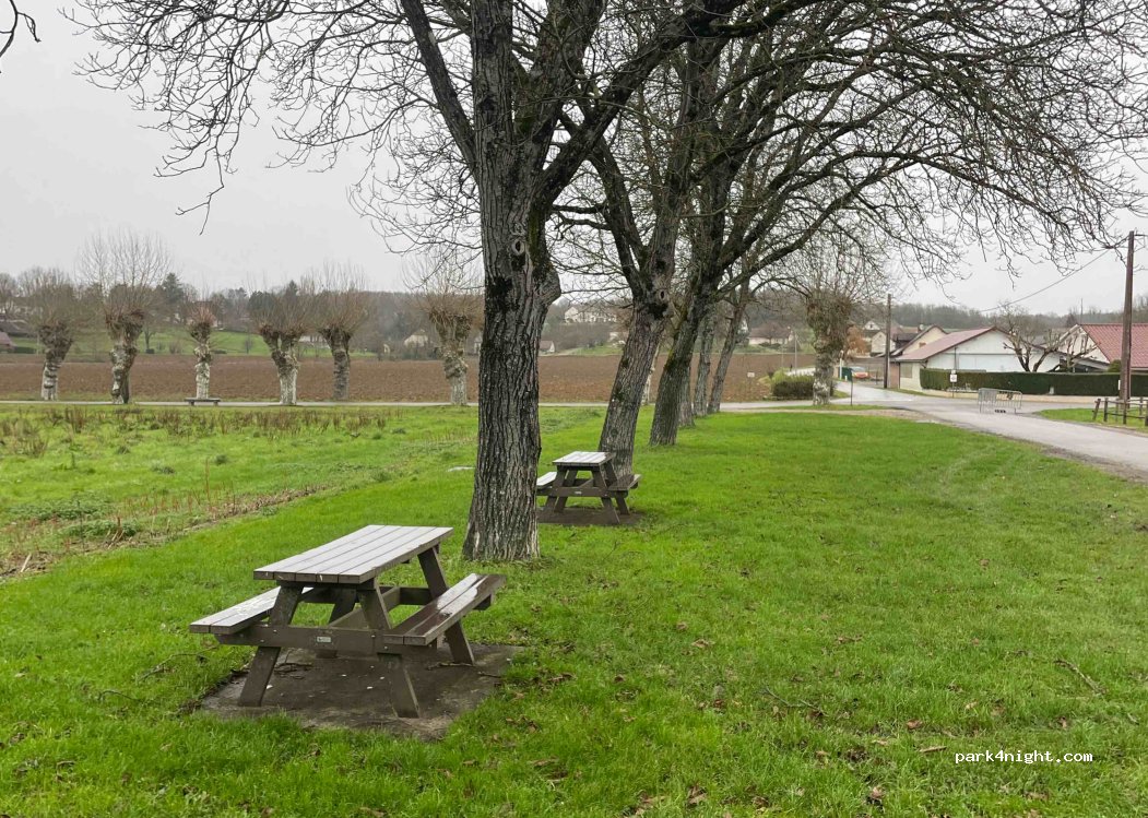 (39140) Arlay - Rue Abry d'Arcier — foto 5