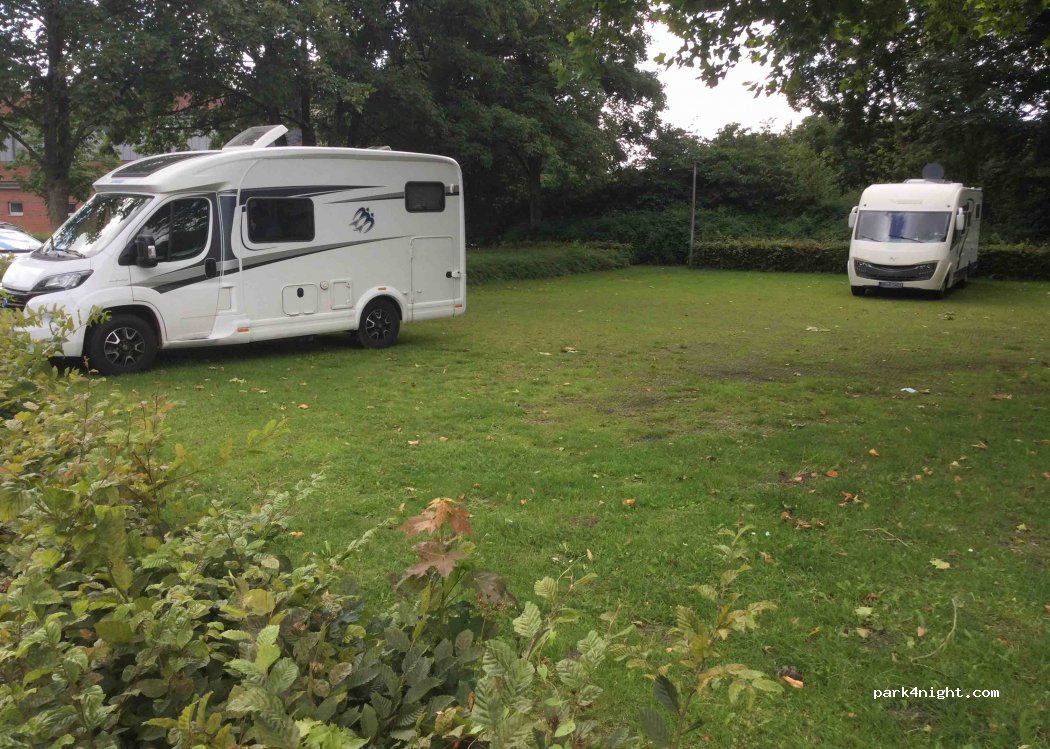 Wohnmobilstellplatz am Sport Park — foto 2