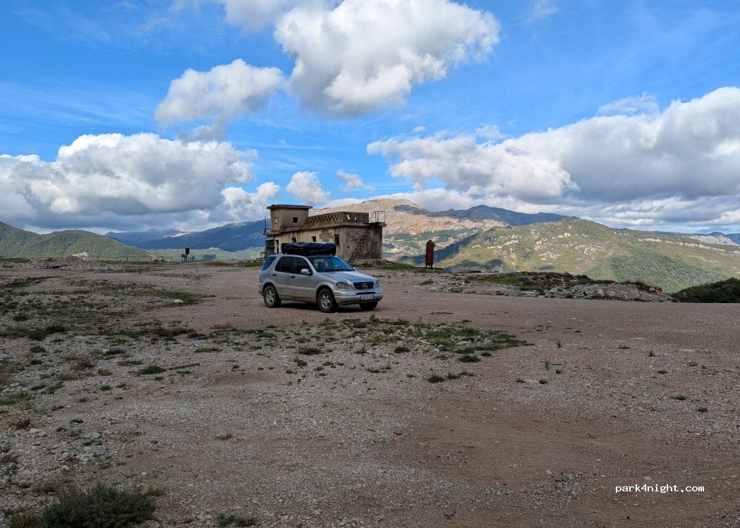 () Shkallë - — foto