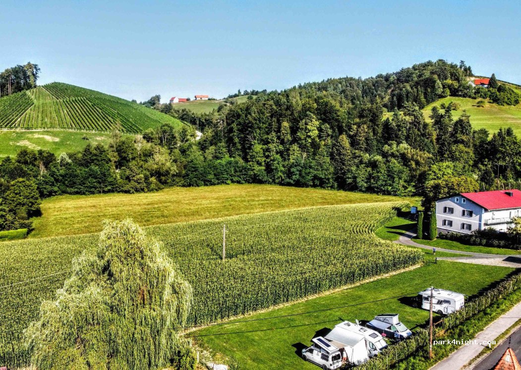 CLAUS RESCH CAMPING/ STELLPLATZ — foto