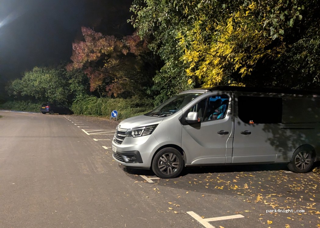 (RG24 8TF) Lychpit - Great Binfields Road — foto
