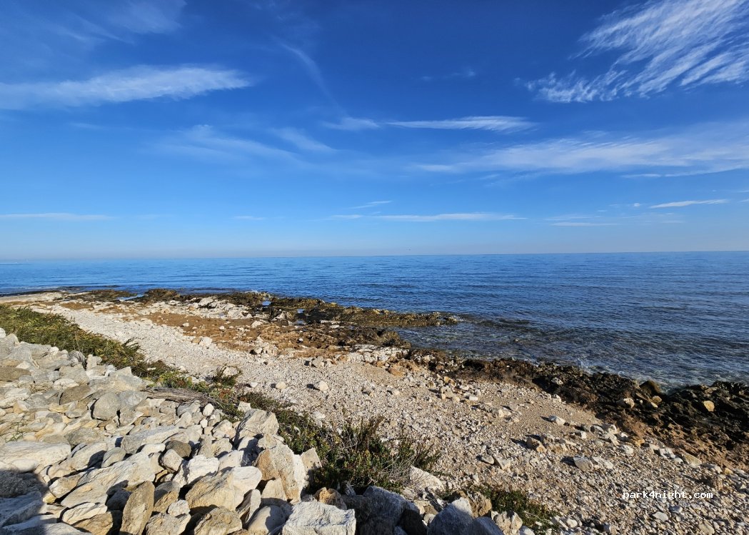 (70054) Giovinazzo - Strada Statale 16 — foto 3