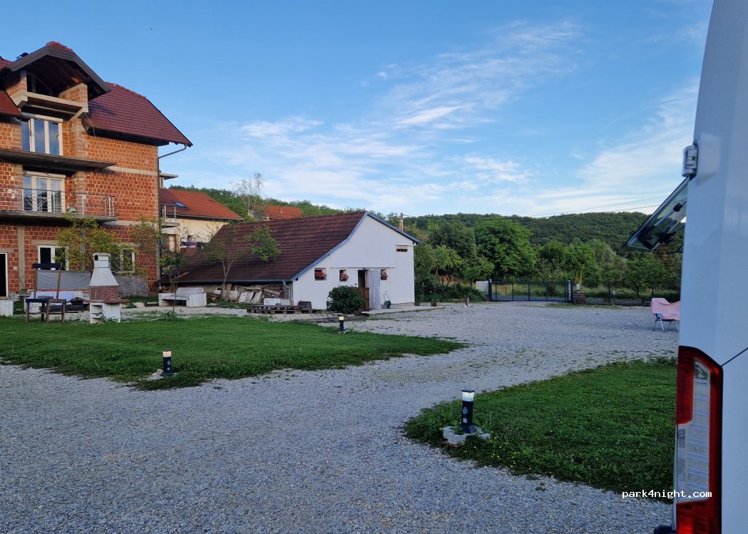 Val Travel Standing Place — foto 2