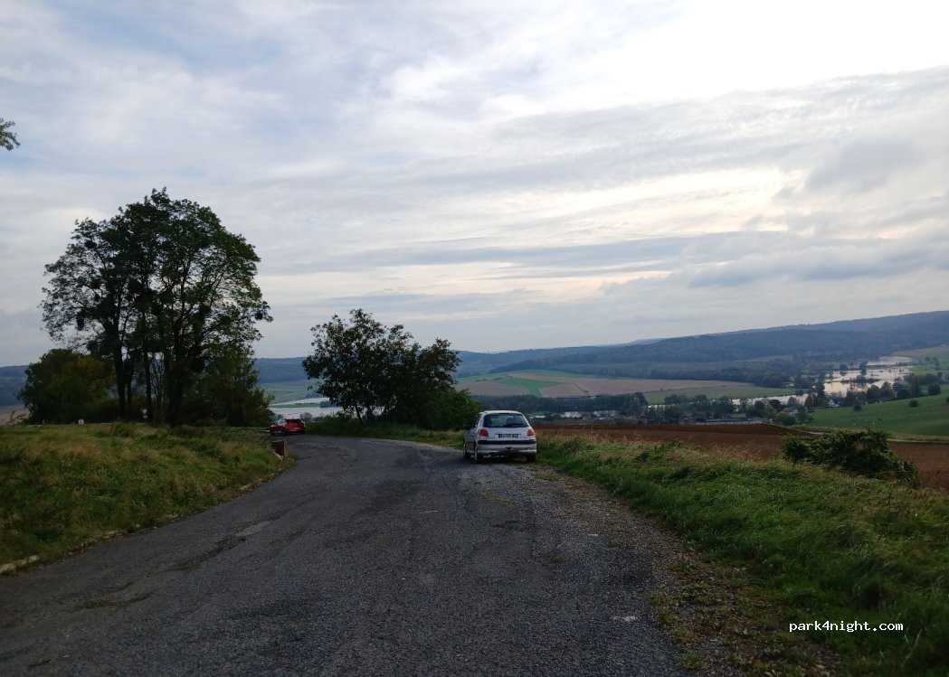 (08350) Cheveuges - D977 — foto 3