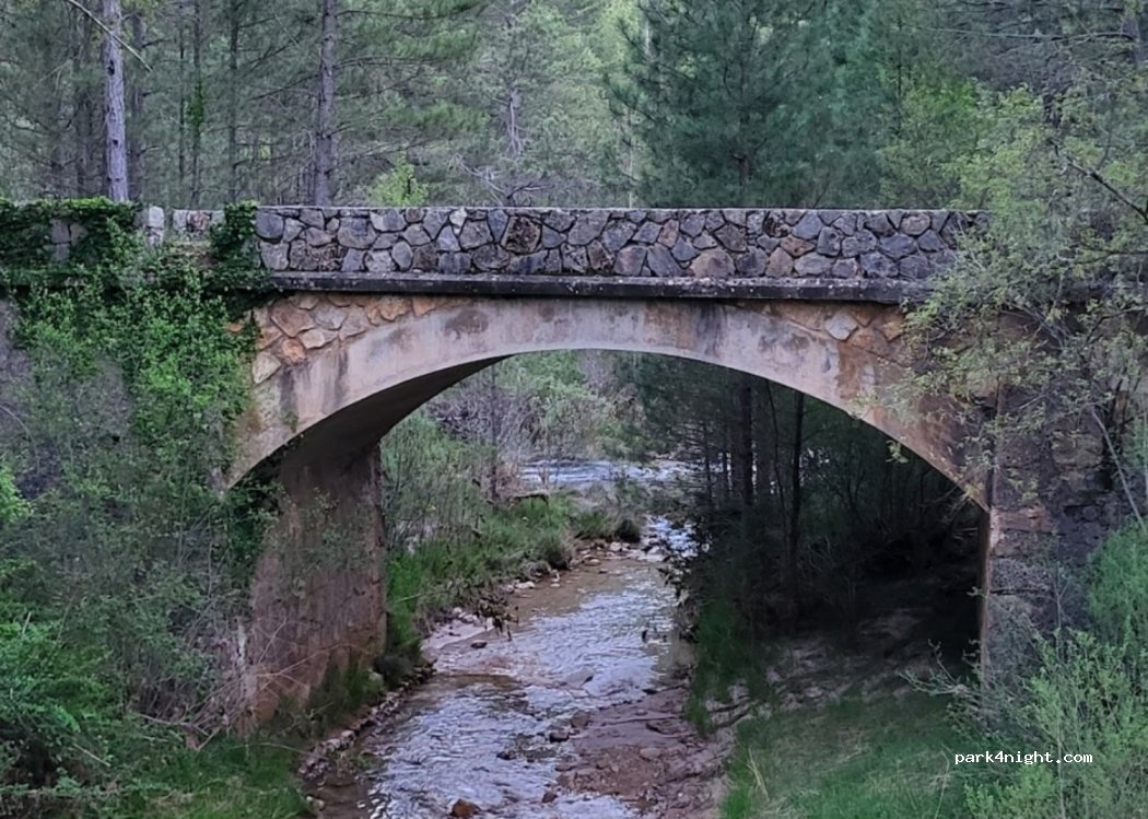 (16878) Poyatos - — foto