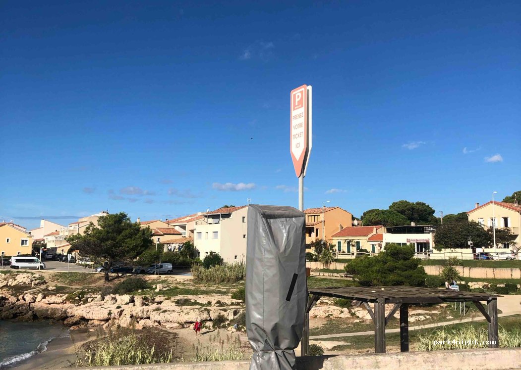 (13500) Martigues - 21 Rue des Embruns — foto