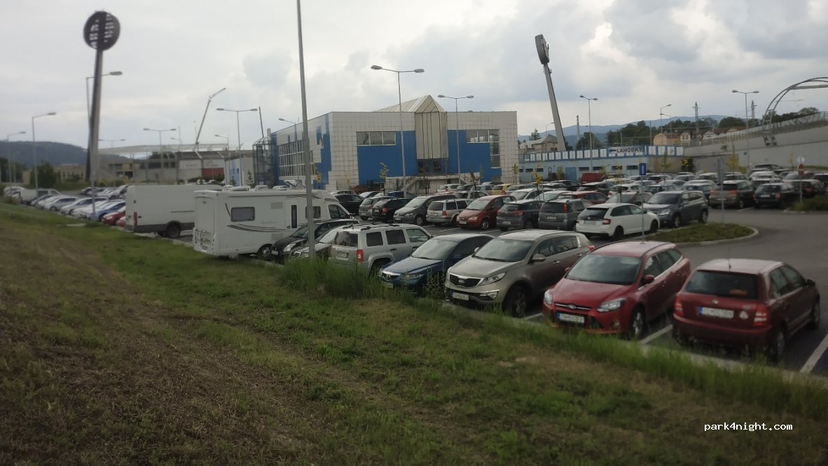(911 01) Trenčín - Mládežnícka — foto 2