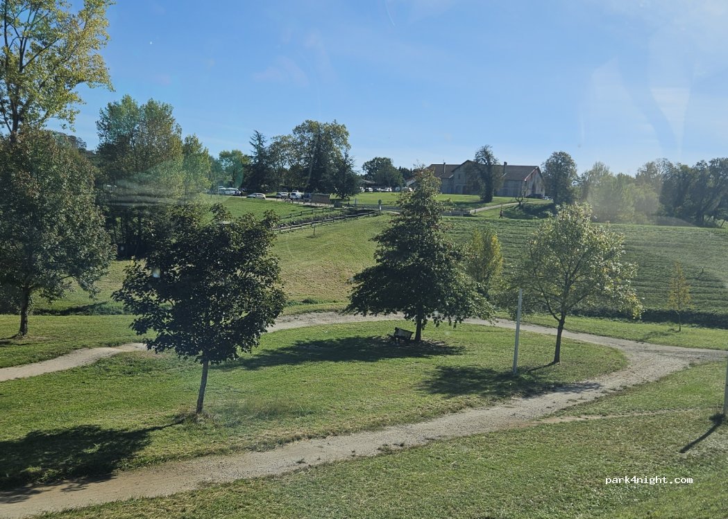 (81300) Graulhet - 1 Avenue Maréchal Juin — foto