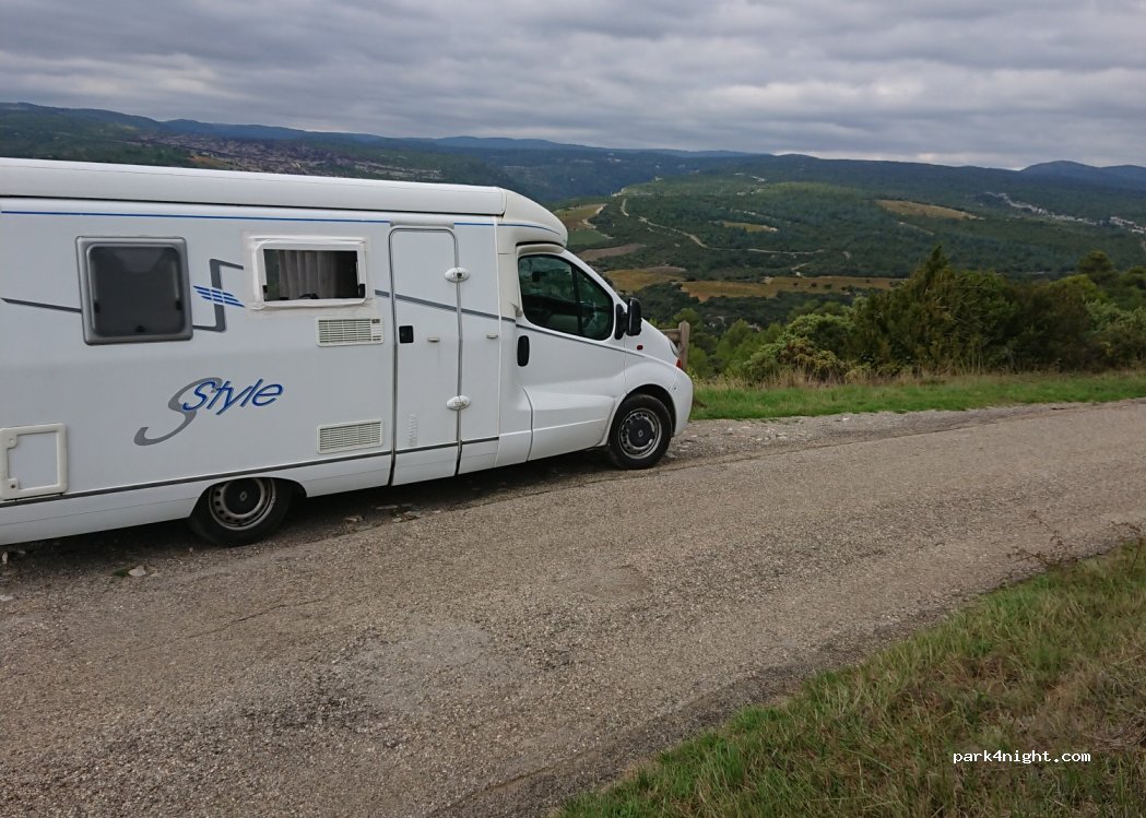(34210) Minerve - D10E2 — foto