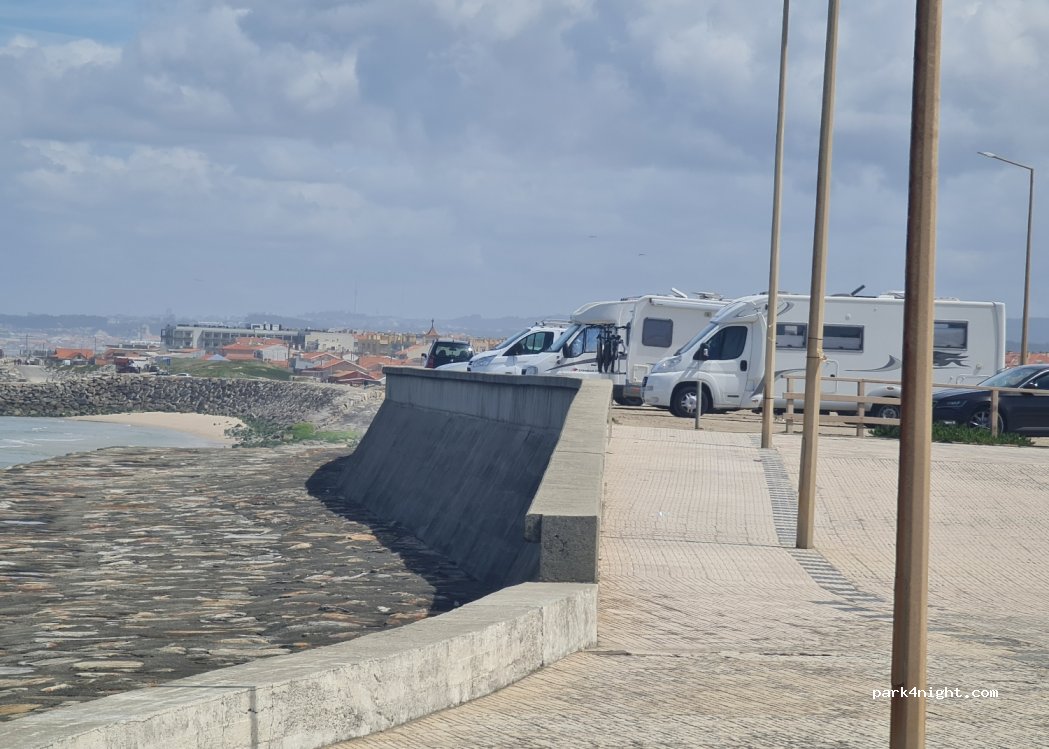 (3885) Cortegaça - Rua das Campanhas — foto 4
