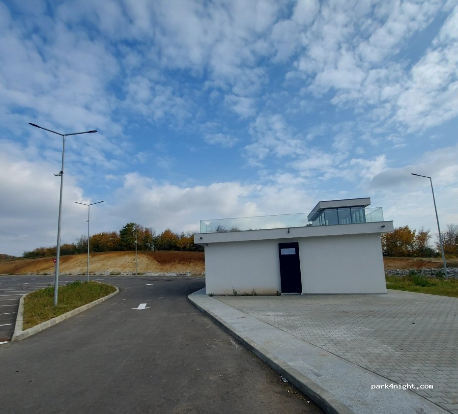 (417497) Betfia - Unnamed Road — foto