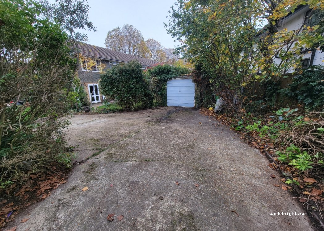 (TW1 1BX) Twickenham - 2 Cole Road — foto 3